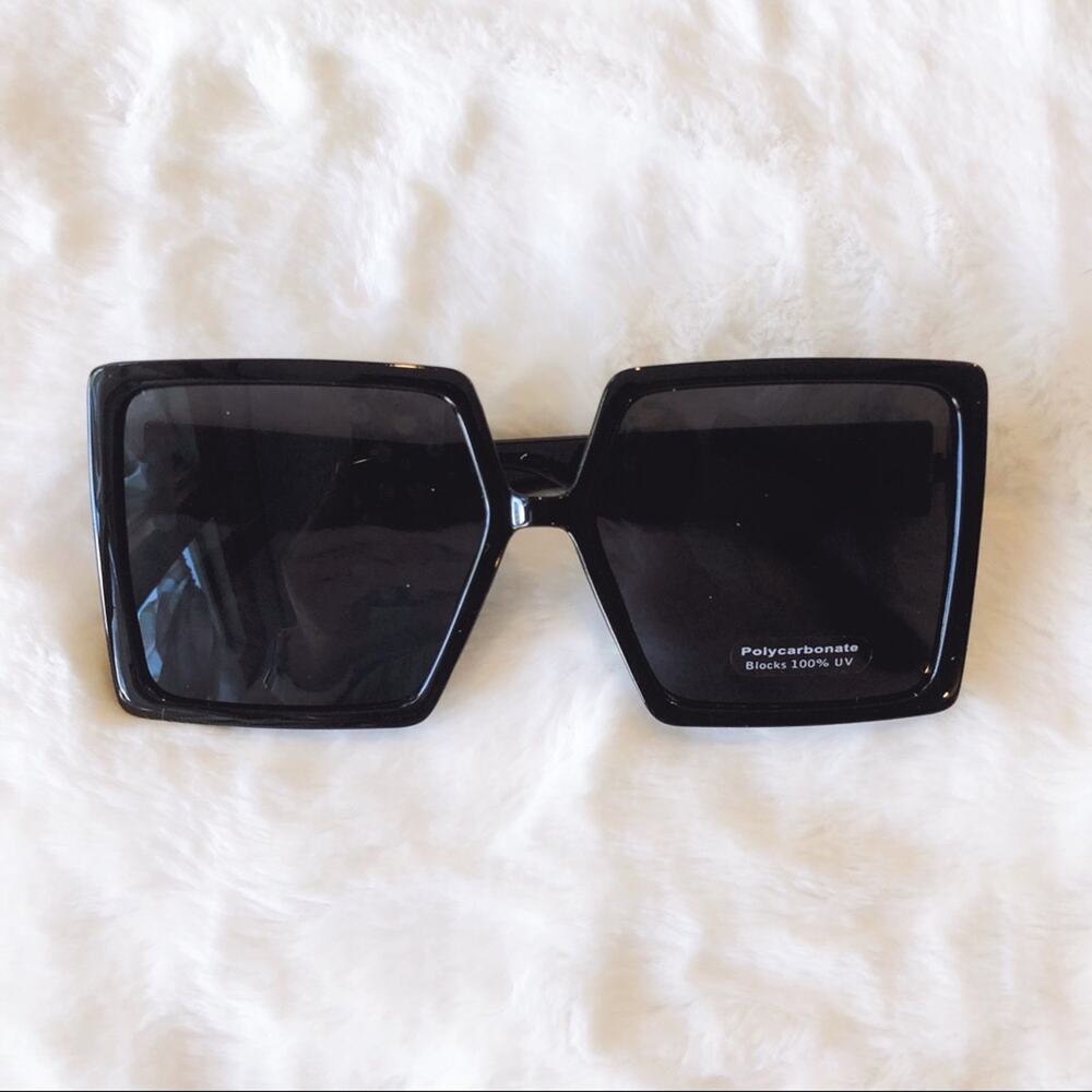 Molly Black Oversized Rectangle Sunglasses